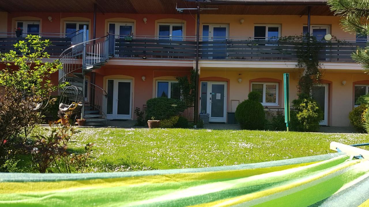 Penzion Areal Zamma Rožňava エクステリア 写真